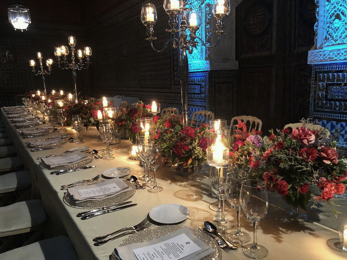 Table with candelabras and flowers